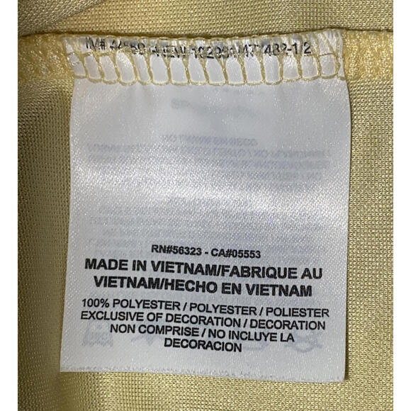 Nike Golf Performance Dri Fit Short Sleeve Polo Shirt Size XL Yellow Club Logo. - Picture 10 of 12